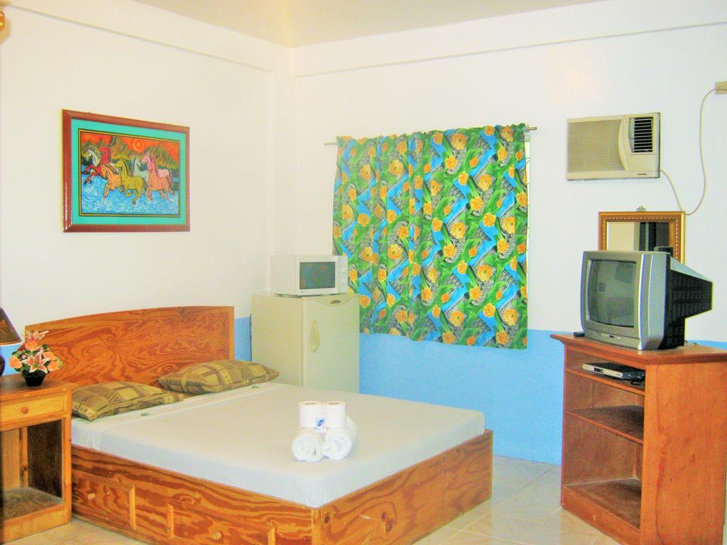 Daniela'S Place Apartelle Angeles Exteriör bild